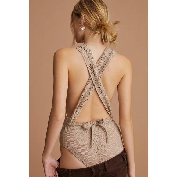 Mes Desmoiselles Fanti Deep V Bodysuit - Picture 2 of 5